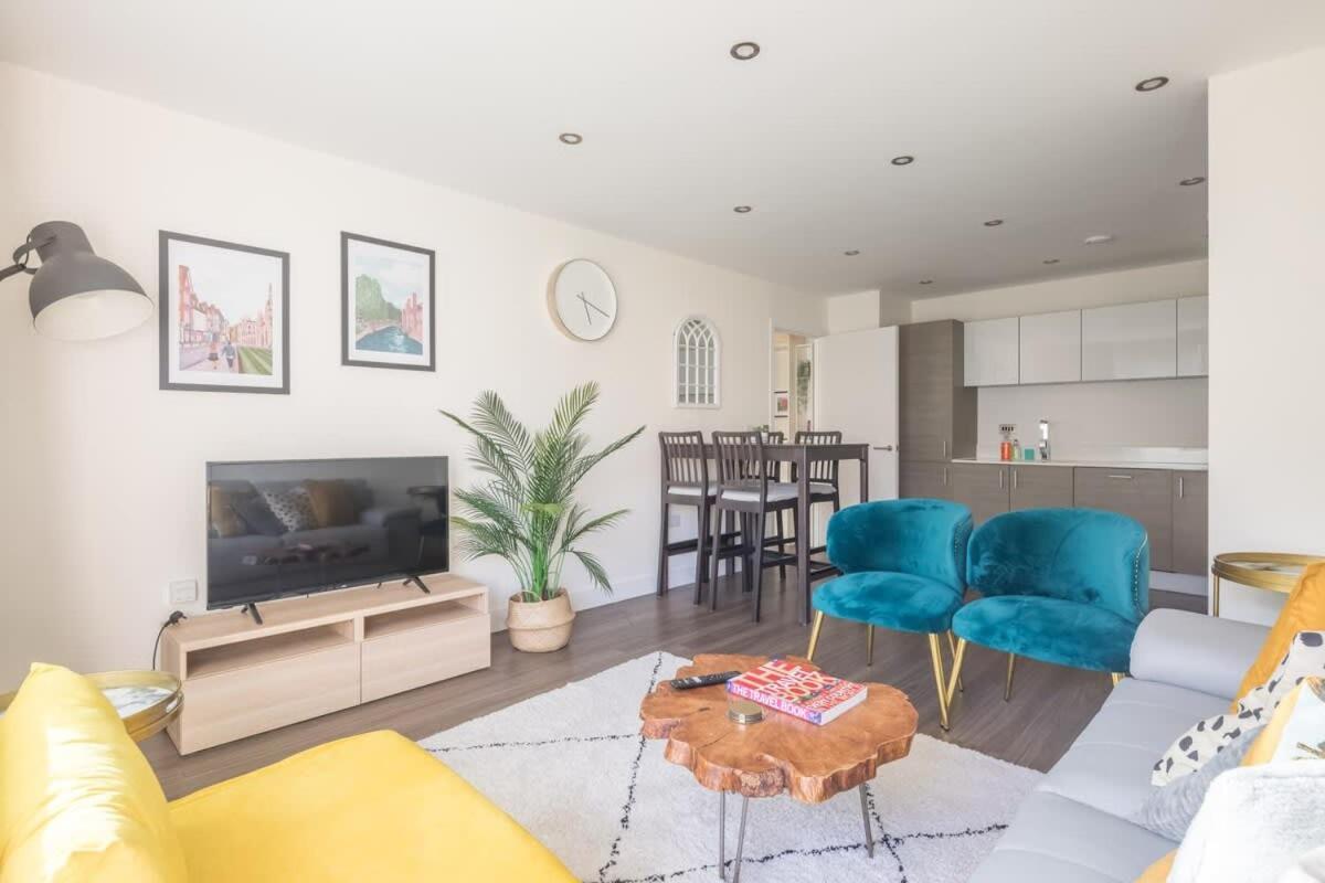 Apartment Stylish 1 Min To Station With Balcony Cambridge (Cambridgeshire)