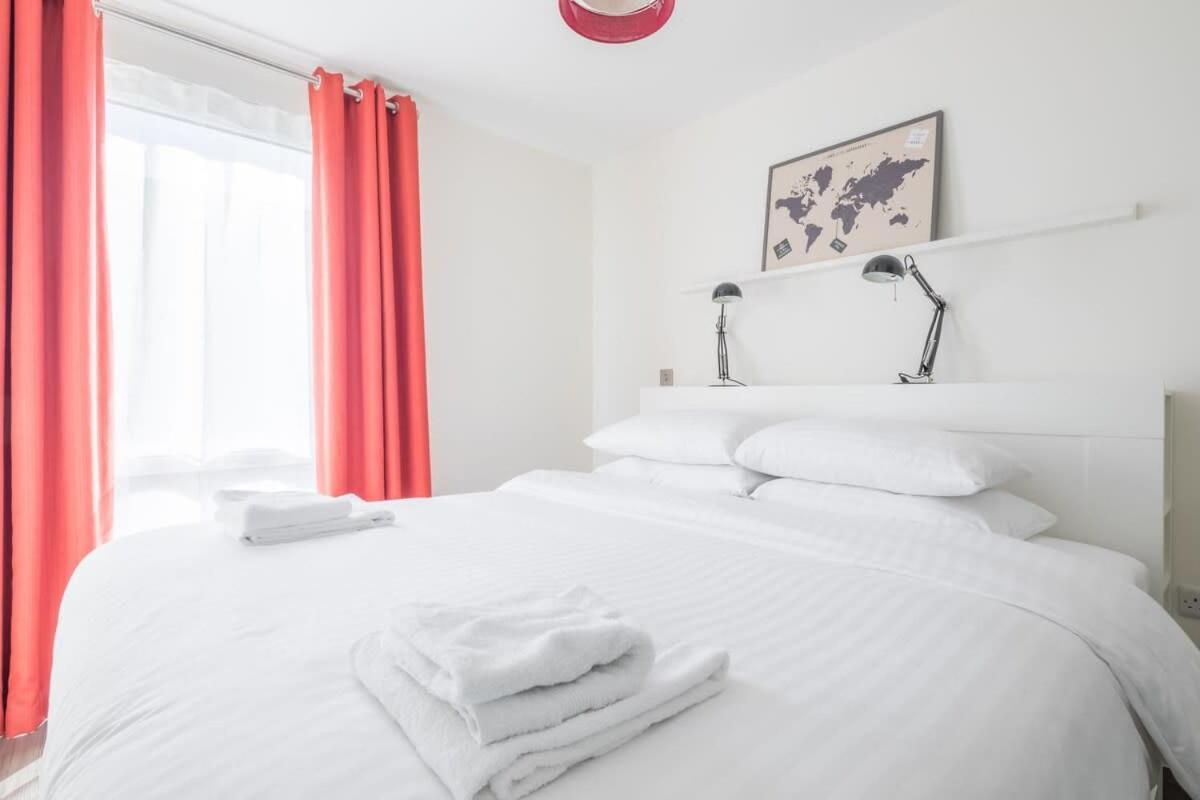 Apartment Stylish 1 Min To Station With Balcony