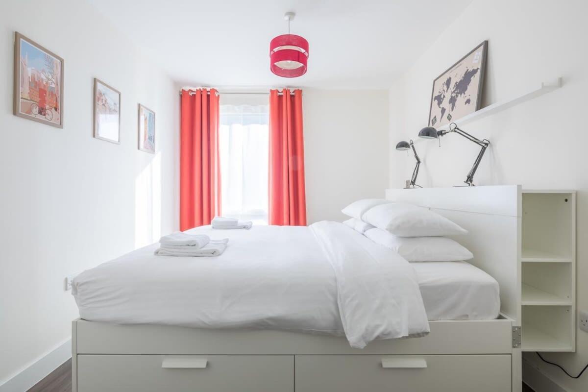 Stylish 1 Min To Station With Balcony *
